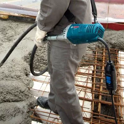 Vibrador concreto Bosch GVC 22 EX con manguera de 3,5m