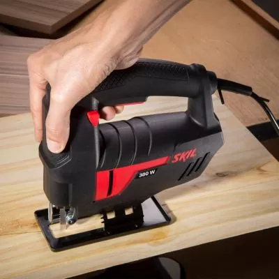 Sierra caladora Skil 4380 380W 110V con 1 hoja de sierra